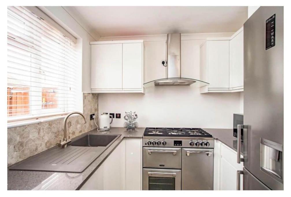 ווטפורד 2 Bed - Walking Distance To Harry Potter Studio מראה חיצוני תמונה